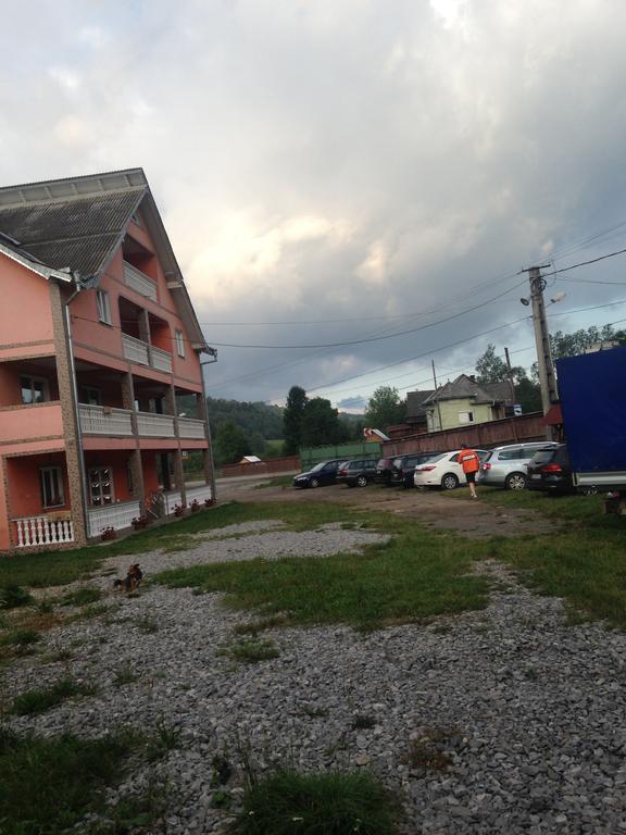 Pensiunea Colt De Rai Săcel Dış mekan fotoğraf