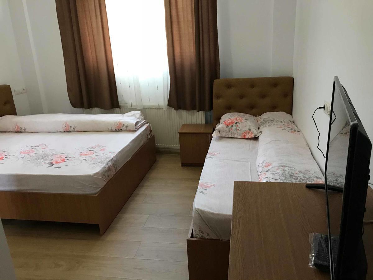 Pensiunea Colt De Rai Săcel Dış mekan fotoğraf