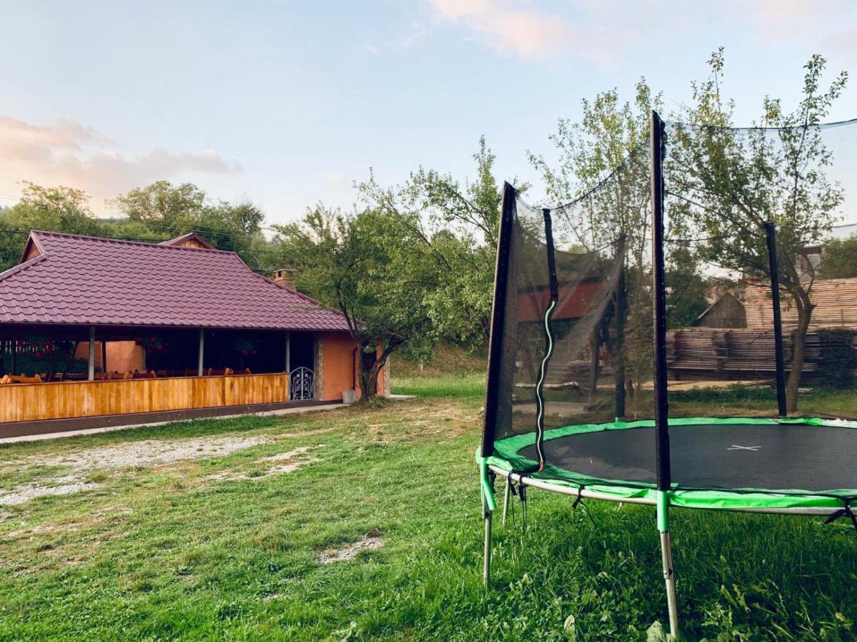 Pensiunea Colt De Rai Săcel Dış mekan fotoğraf